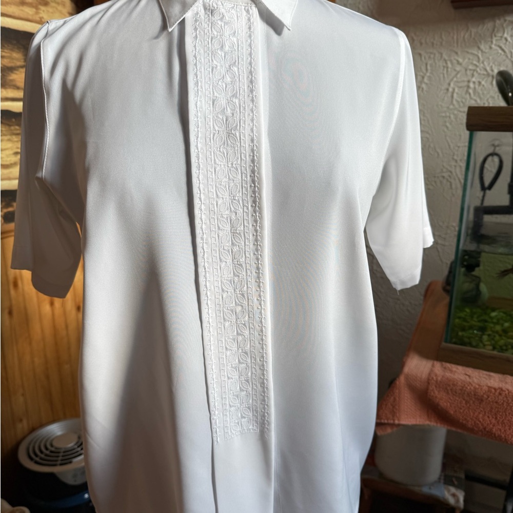 Elegant White Women’s Shirt